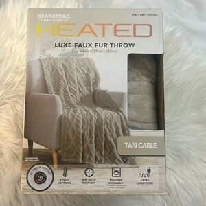 Berkshire Heated Luxe Faux Fur Tan 50" x 60" Throw Blanket